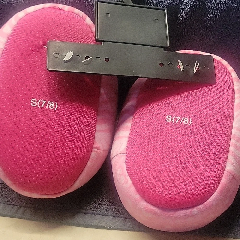 Hello Kitty Pink Plush Slippers and Headband Set. Skippers are size 7/8.